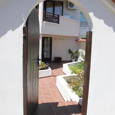 Yankov's House 2* Szozopol