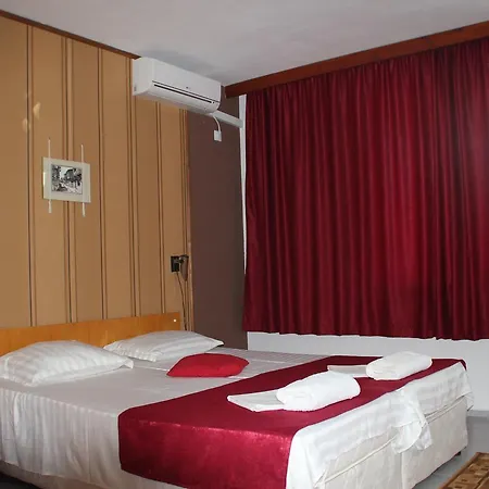 Yankov's House Pensión